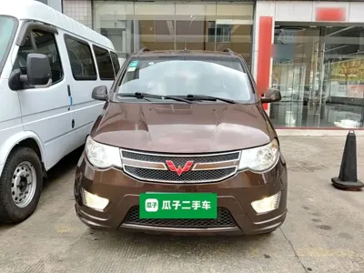 Wuling Hongguang 2016, 58900 км, за 17400 CNY