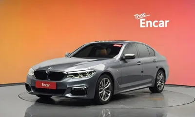 BMW 5-Series · 2017 год