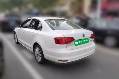 Volkswagen Sagitar 2015, 71500 км, за 28910.8 CNY