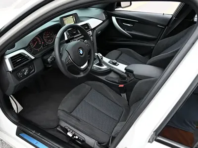 BMW 3 Series 2017, 87000 км, за 69800 CNY - фото 7