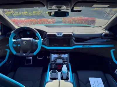 Lamborghini Urus 2025, 2000 км, за 276190000 KRW - фото 9