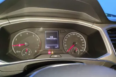 Volkswagen T-Roc 2019, 67800 км, за 54051.6 CNY - фото 11