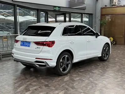 Audi Q3 2023, 12000 км, за 198800 CNY - фото 4