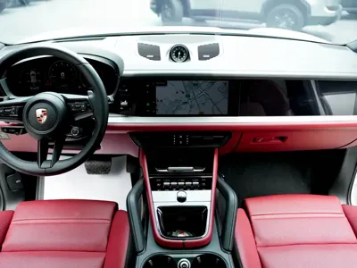 Porsche Cayenne 2024, 20000 км, за 621600 CNY - фото 9