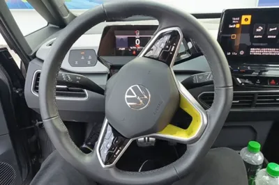 Volkswagen ID.3 2023, 5300 км, за 98930.85 CNY