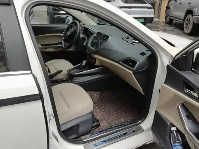 Ford Escort 2017, 94400 км, за 18100 CNY - фото 8