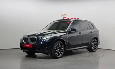 BMW X5 · 2025 год