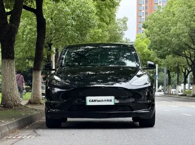 Tesla Model Y 2021, 107000 км, за 129000 CNY