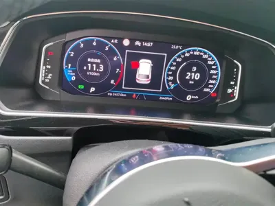 Volkswagen Tiguan L 2021, 26500 км, за 99000 CNY - фото 14