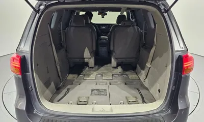 Kia Canival 2018, 146951 км, за 12500000 KRW - фото 20