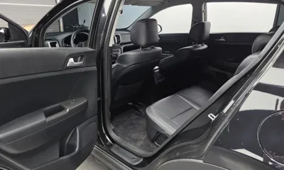 Kia Sportage 2018, 111043 км, за 9900000 KRW - фото 11