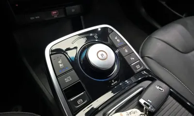 Kia Niro 2019, 85594 км, за 19900000 KRW - фото 9