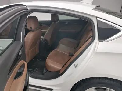 Buick Regal 2019, 79400 км, за 49800 CNY - фото 13