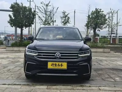 Volkswagen Tiguan L 2022, 40000 км, за 95000 CNY