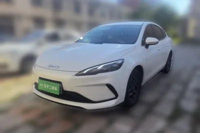 BYD Seal 05 DM-i · 2025 год