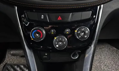 ChevroletGMDaewoo Trax 2019, 61837 км, за 8900000 KRW - фото 20