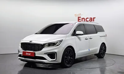 Kia Canival · 2019 год