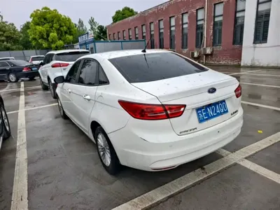 Ford Escort 2016, 120000 км, за 13500 CNY