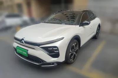 Citroen C5 X · 2023 год