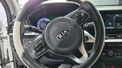 Kia Niro 2021, 123903 км, за 16300000 KRW - фото 12