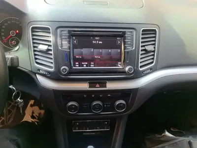 Volkswagen Sharan 2018, 82899 км, за 89900 CNY - фото 6