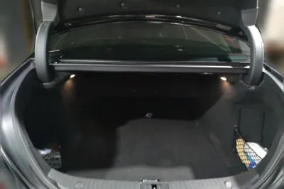 Mercedes-Benz S-Class 2019, 151100 км, за 310007.79 CNY - фото 19