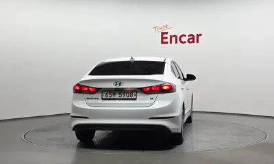 Hyundai Avante 2018, 122369 км, за 8800000 KRW - фото 4