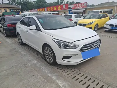 Hyundai Mistra 2018, 130000 км, за 33800 CNY