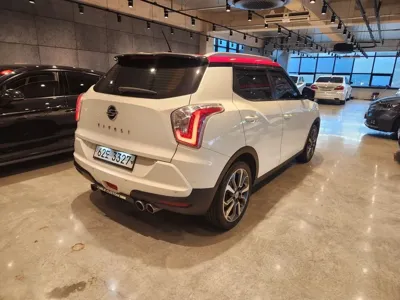 KG_Mobility_Ssangyong TIBOLI 2015, 126330 км, за 3900000 KRW