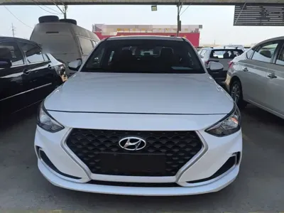 Hyundai Elantra 2022, 72400 км, за 40500 CNY