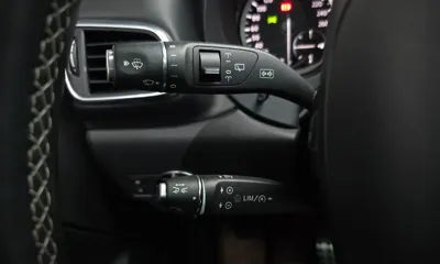 Infiniti Q30 2017, 73399 км, за 13500000 KRW - фото 17