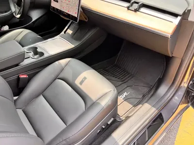 Tesla Model 3 2021, 70000 км, за 115800 CNY - фото 11