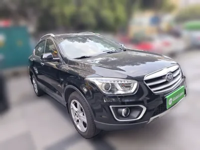 Bestune X80 2013, 66300 км, за 17643.59 CNY