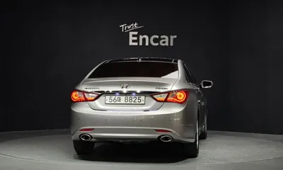 Hyundai Sonata 2010, 126999 км, за 3500000 KRW