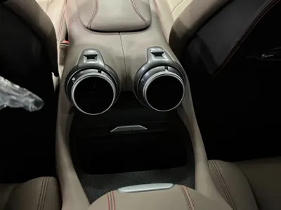 Ferrari GTC4 Lusso 2018, 31400 км, за 190000000 KRW - фото 13