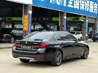 BMW 5 Series 2023, 20000 км, за 225000 CNY - фото 18