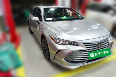 Toyota Avalon 2019, 98500 км, за 99250.35 CNY - фото 3