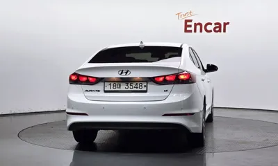 Hyundai Avante 2018, 59465 км, за 11200000 KRW