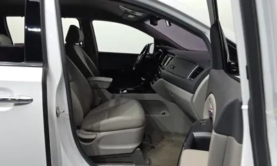 Kia Canival 2017, 156449 км, за 10200000 KRW - фото 11
