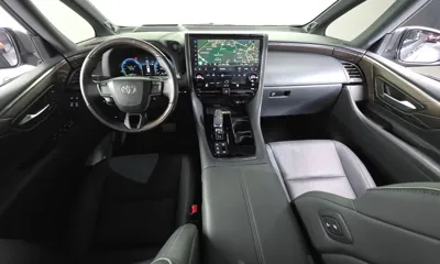 Toyota Alphard 2025, 8072 км, за 113000000 KRW - фото 7
