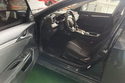 Honda Civic 2016, 80300 км, за 65104.15 CNY - фото 18