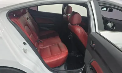 Hyundai Avante 2017, 129721 км, за 8500000 KRW - фото 11