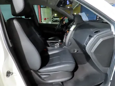 KG_Mobility_Ssangyong KORANDO 2016, 157490 км, за 6500000 KRW - фото 17
