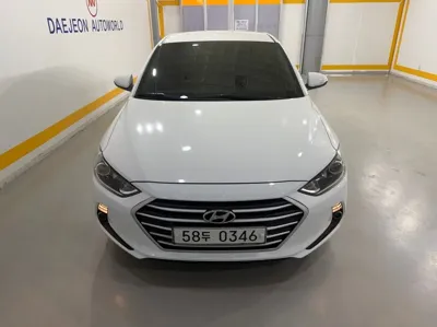 Hyundai Avante · 2016 год