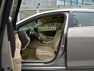 Buick LaCrosse 2013, 106000 км, за 19800 CNY