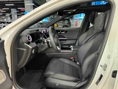 Mercedes-Benz C-Class 2024, 9000 км, за 209000 CNY - фото 6