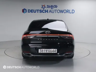 Hyundai Grandeur 2022, 153000 км, за 18890000 KRW