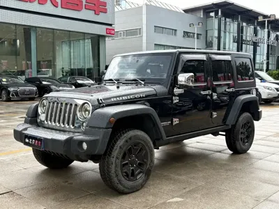 Jeep Wrangler · 2014 год