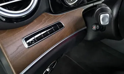 Mercedes-Benz E-Class 2020, 77425 км, за 29200000 KRW - фото 29