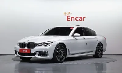 BMW 7-Series · 2018 год